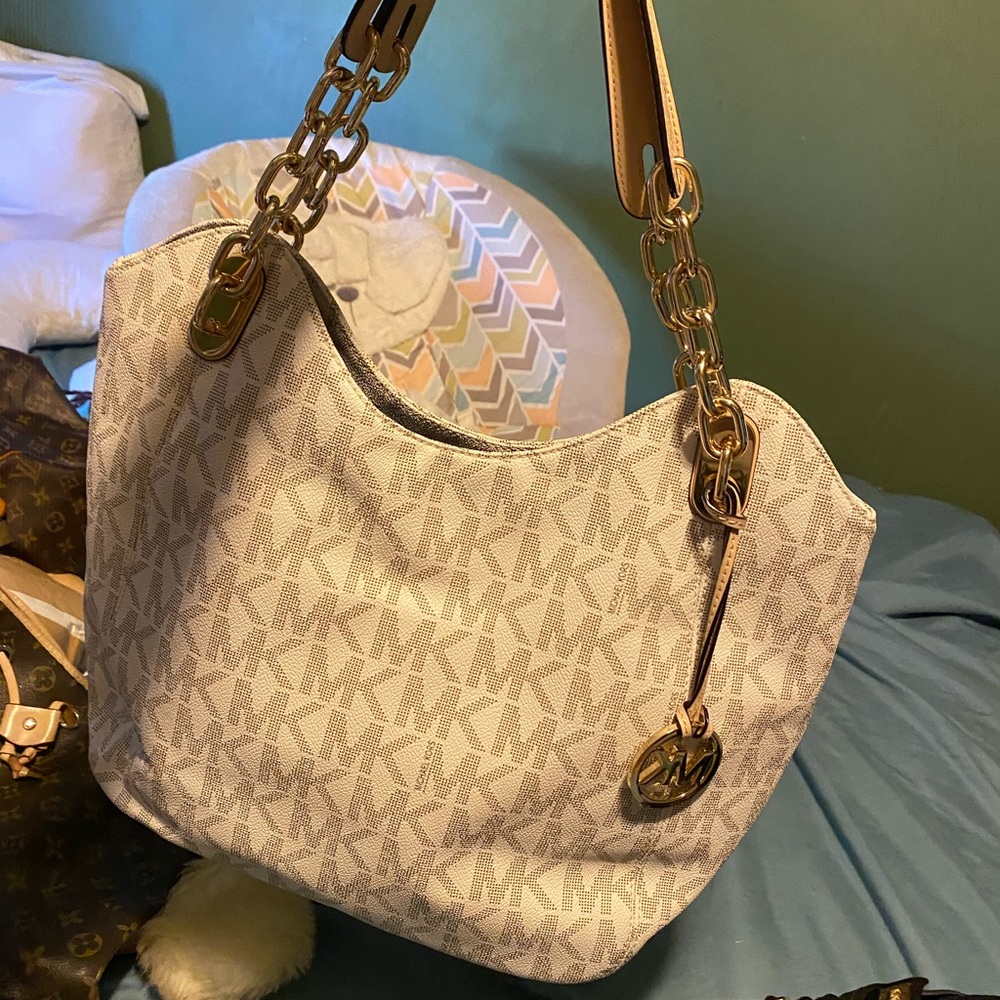 Michael Kors purse never used brand new